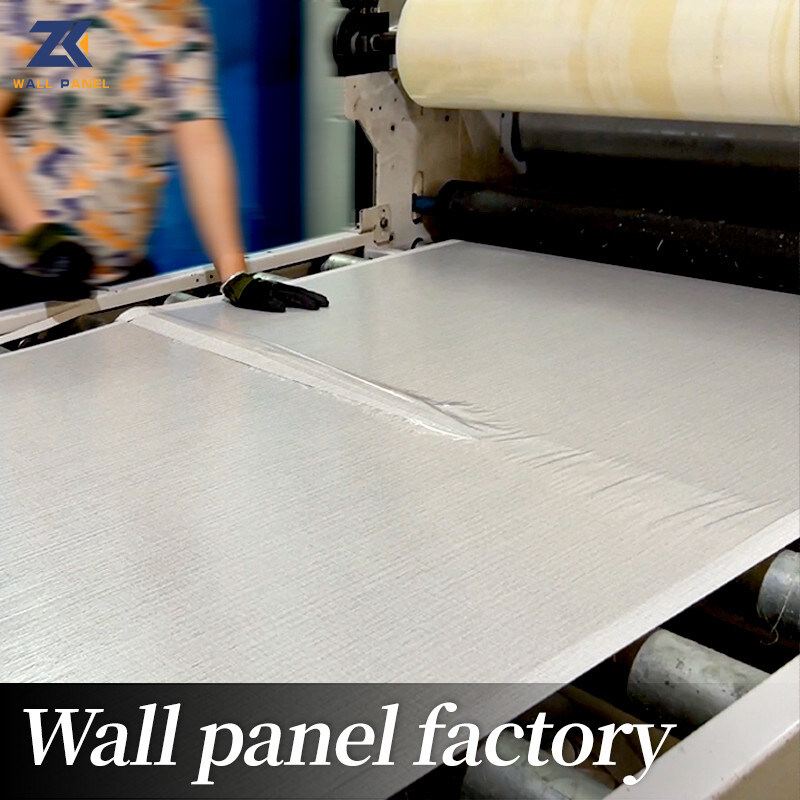 1.22mの広い木製のベニヤのタケの木炭生地は3Dポリ塩化ビニールの台所壁パネルを織る