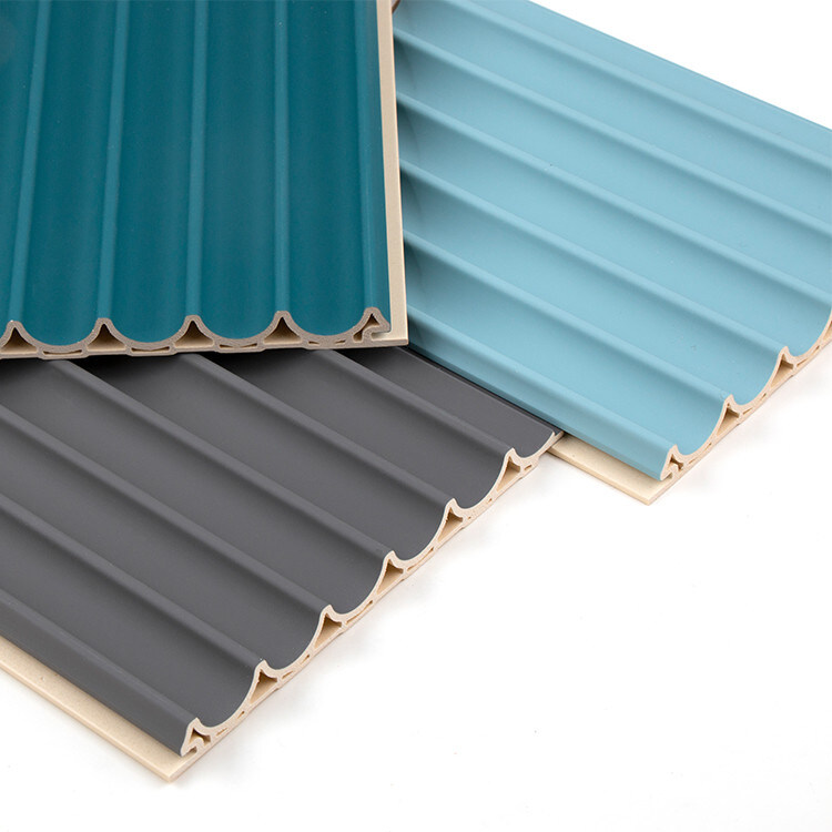 装飾的な3D WPCの木の天井の屋外の15mm円形のグリルのパネル